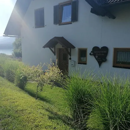 Apartament Made For Better Days Monfreda